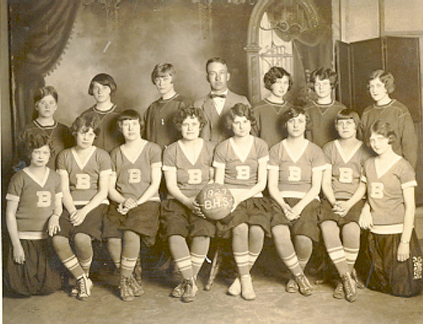 [BHS girls basketball 1927]