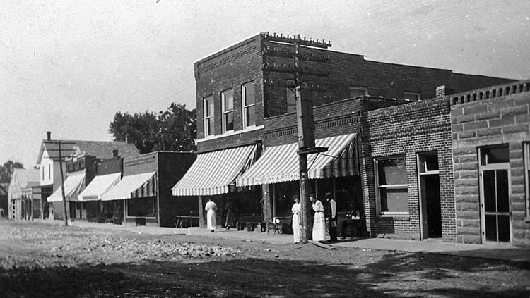 [Uptown Mooresville, about 1917]