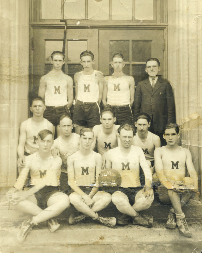 [Mooresville Boys Basketball, 1928-29]